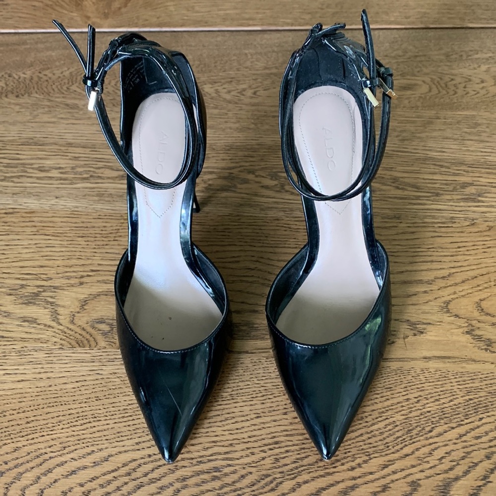 Black Aldo stilettos size 7.5